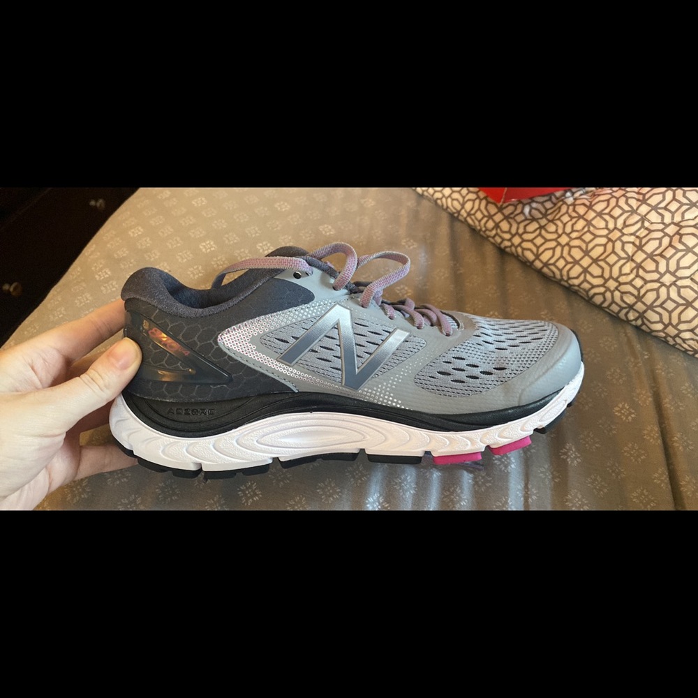 New balance woman’s shoes